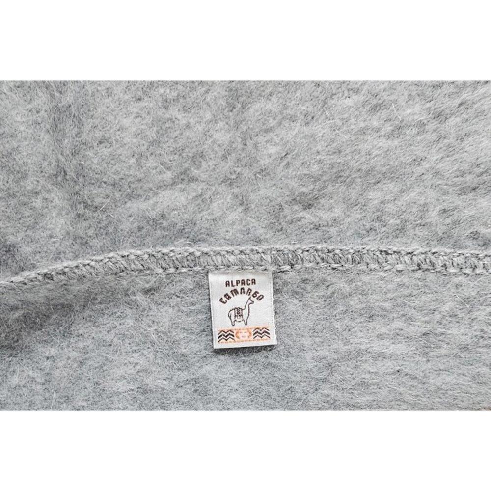 Alpaca Camargo Pale Gray Embroidered Scarf - Picture 3 of 5